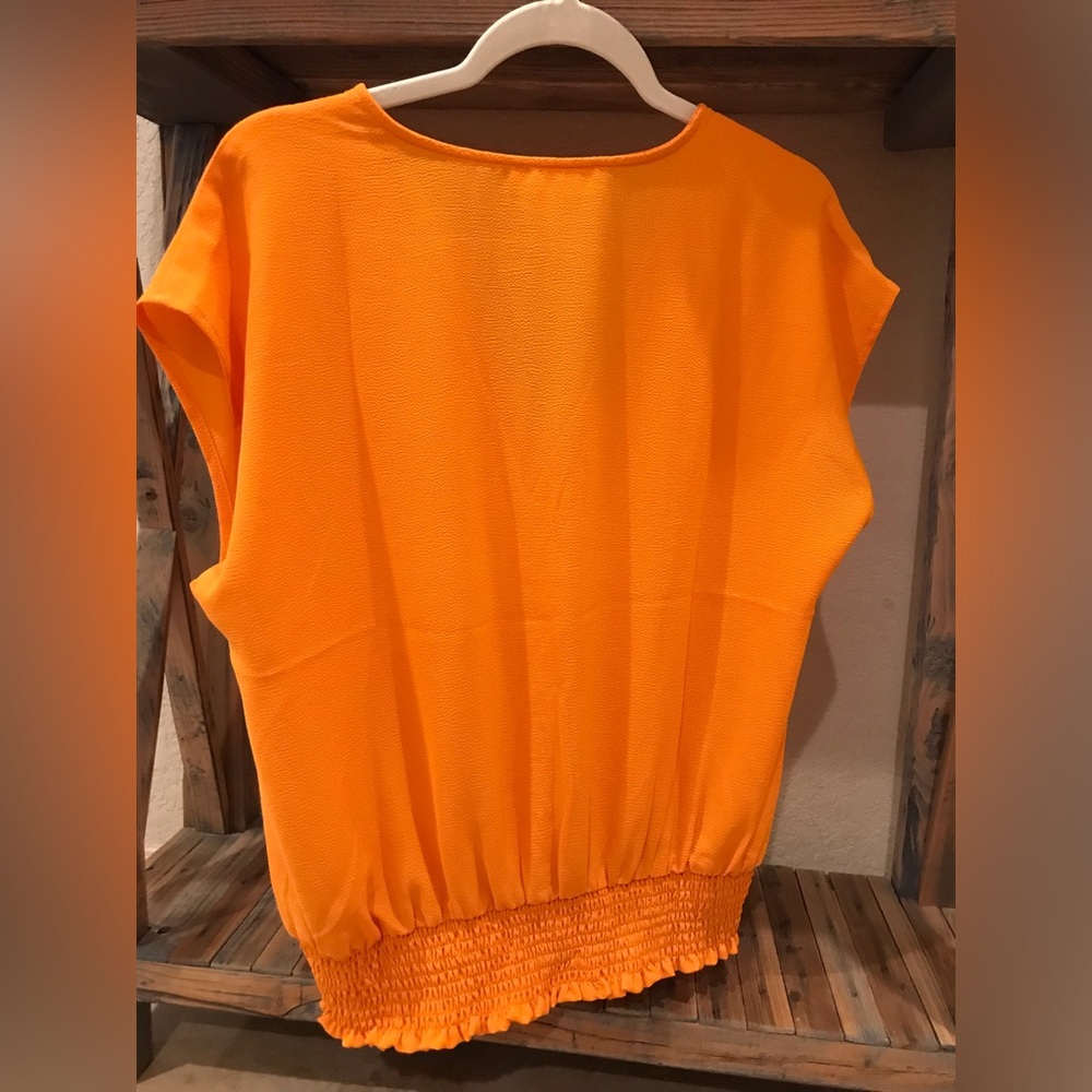 *Michael Kors* Shirt Bundle Orange Button-Down Blouse & Striped Shirt (Size L) - Picture 5 of 12
